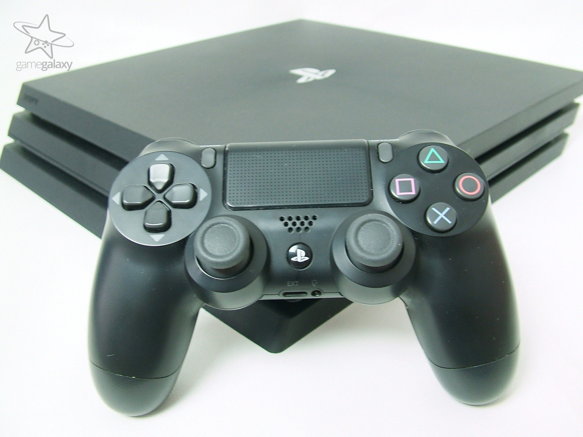 PS4 PRO 1TB / Čip / 30 Igre / CUH7216B / Perfect /