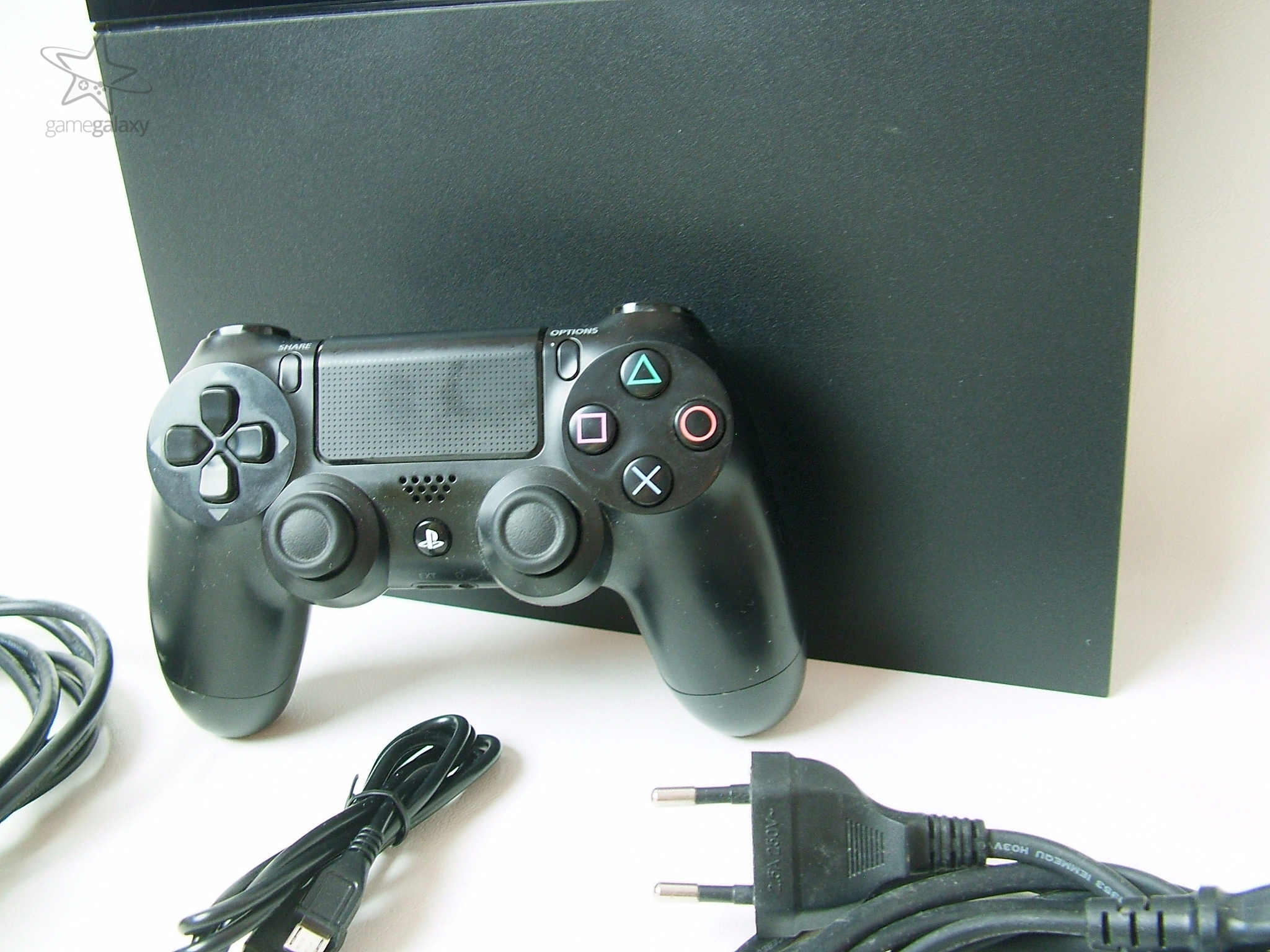 PS4 Fat 1TB / Čipovan / 30 Igre / 12.02 OFW / TOP - Slika 10